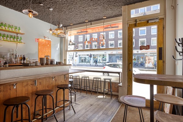 Te huur: Volledig ingericht restaurant met nieuwe keuken op levendige locatie in Oud-West, Amsterdam (€ 159.000,-)