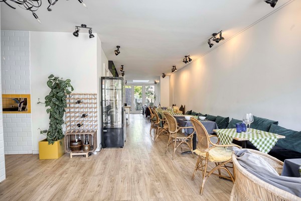 Te huur: Volledig ingerichte en instapklare horecazaak aan de levendige Amstelveenseweg in Amsterdam Zuid (€ 125.000,-)