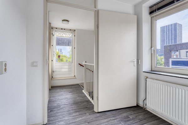 Medium property photo - Jan Ligthartstraat 1, 2515 TS Den Haag