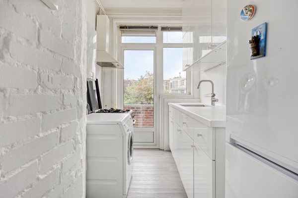 Medium property photo - Soestdijksekade 255, 2574 AH Den Haag
