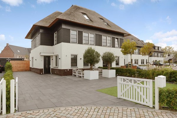 Property photo - Adriana van Roonlaan 128, 2544NM Den Haag