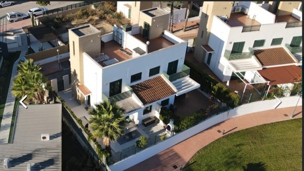 Medium property photo - 03170 Rojales