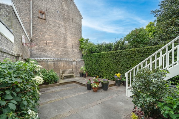 Medium property photo - Spoorsingel 46, 2613 BH Delft