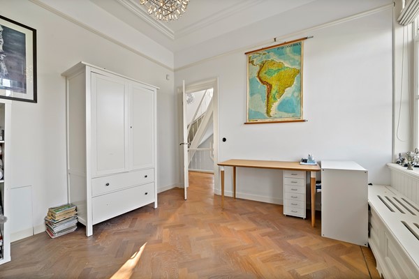 Medium property photo - Spoorsingel 46, 2613 BH Delft