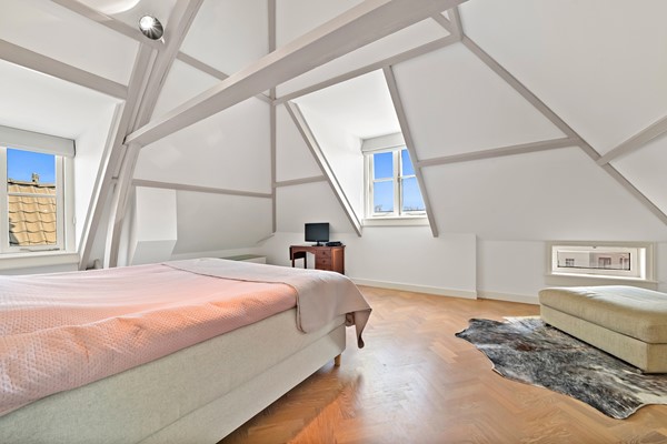 Medium property photo - Spoorsingel 46, 2613 BH Delft