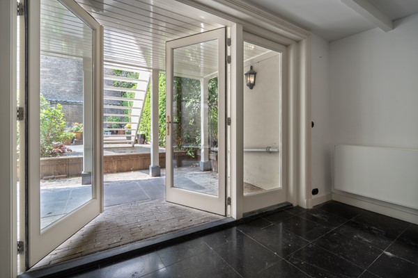 Medium property photo - Spoorsingel 46, 2613 BH Delft
