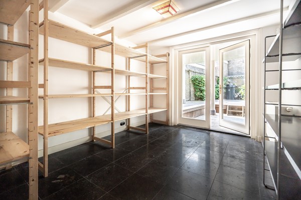 Medium property photo - Spoorsingel 46, 2613 BH Delft