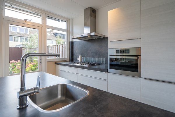Medium property photo - Kastanjelaan 11, 2641 AP Pijnacker