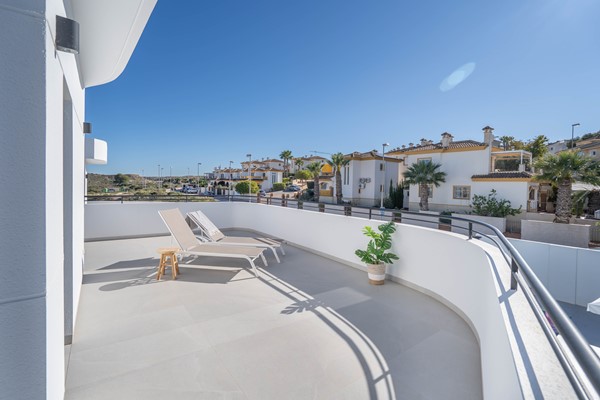 Medium property photo - Avenida del Recorral, 03170 Rojales