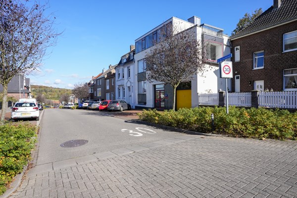 Medium property photo - Prins Bernhardstraat 1, 6291 GV Vaals