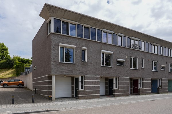 Onder bod: Bloemendalstraat 53, 6291CL Vaals