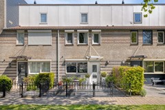 Lelieberg244708lkRoosendaalNL-02.jpg