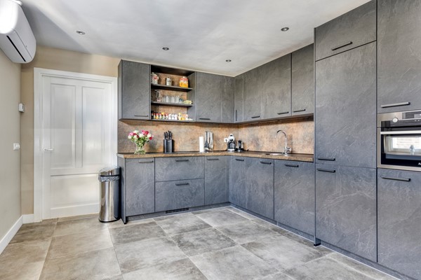 Medium property photo - Kaaistraat 30, 4711 HX St. Willebrord