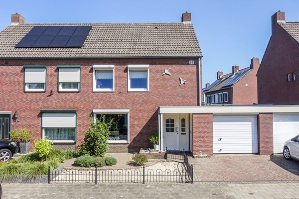 Pastoor Ceijssensstraat 5, 5953 LD Reuver