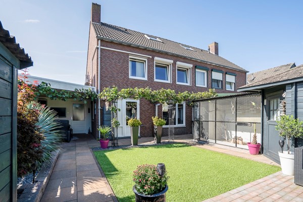 Medium property photo - Pastoor Ceijssensstraat 5, 5953 LD Reuver