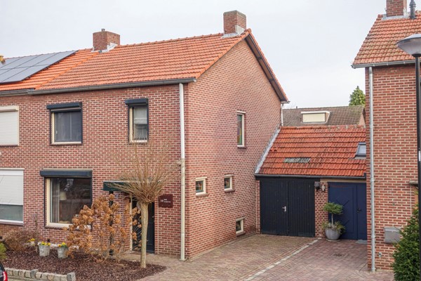 Medium property photo - Gouverneur van Sonsbeecklaan 10, 5953 CE Reuver