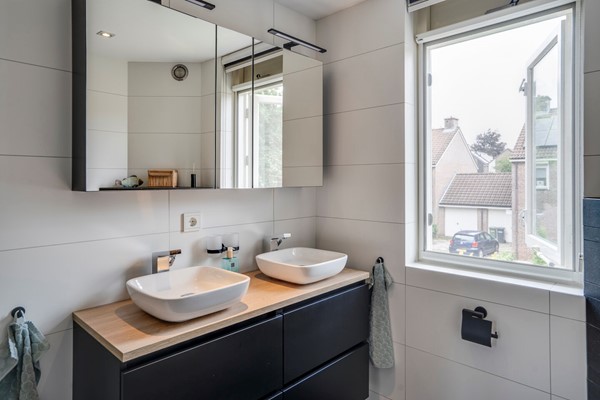 Medium property photo - Paardebloemstraat 28, 5953 GV Reuver