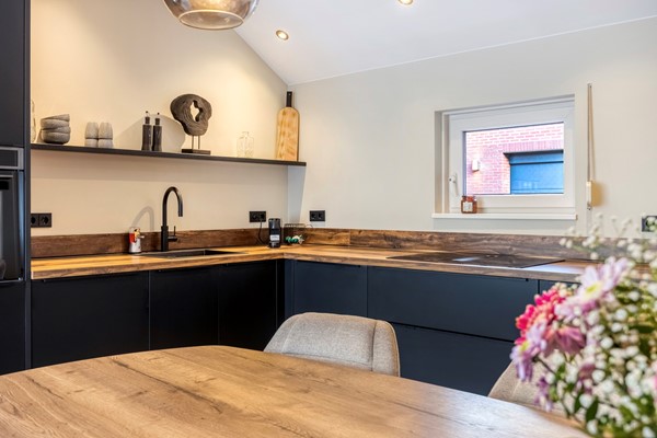 Medium property photo - Bernhardlaan 1, 6077 AT Sint Odiliënberg