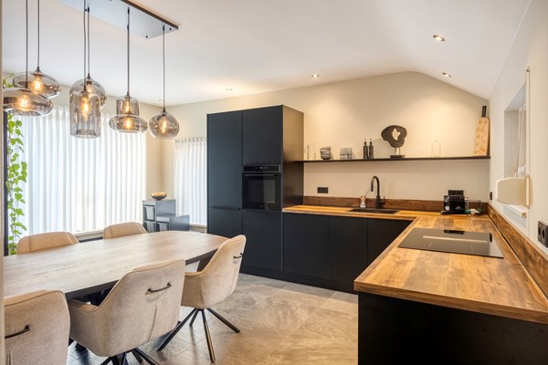 Medium property photo - Bernhardlaan 1, 6077 AT Sint Odiliënberg