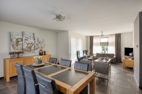 Medium property photo - Eikenlaan 10, 6063 BL Vlodrop