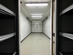417d8b29-7e07-4aad-b752-2f2e13b9259c.jpg