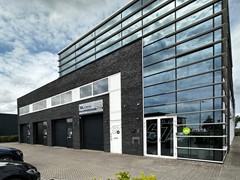 d94eb0b4-ac9c-4da5-9473-d05e832f0bb0.jpg