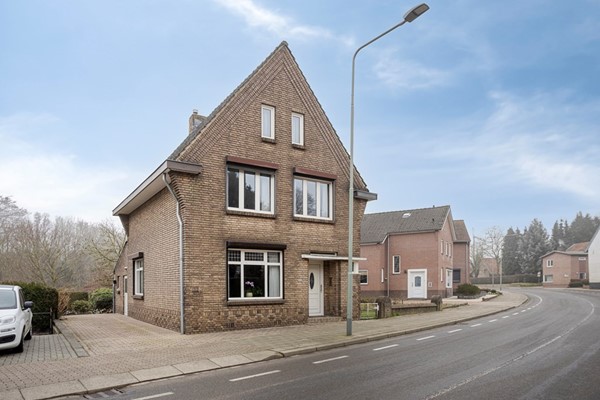 Dorpstraat 104, Spaubeek