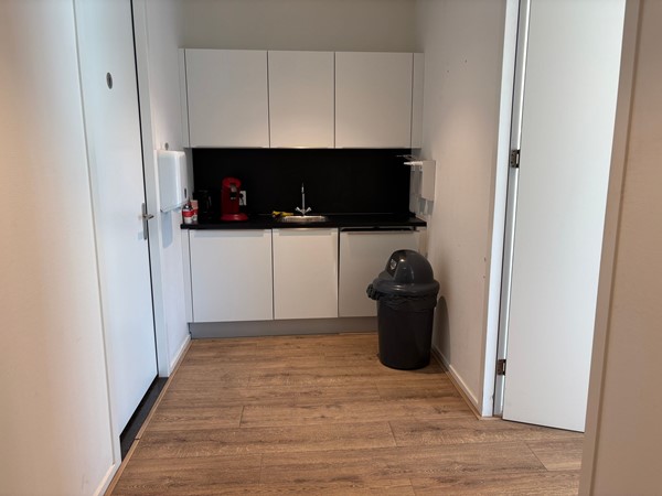 Medium property photo - Van Riemsdijkweg 57, 3088 HB Rotterdam