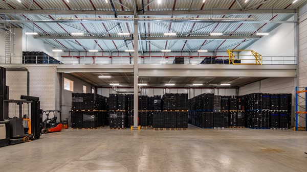 Medium property photo - Van Riemsdijkweg 57, 3088 HB Rotterdam