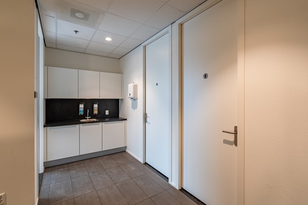 Medium property photo - Van Riemsdijkweg 57, 3088 HB Rotterdam