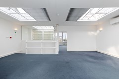 Haringvliet 92A trap links foto's-31.jpg