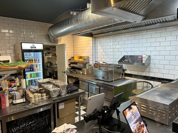 Medium property photo - Nieuwe Binnenweg 245A, 3021 GD Rotterdam