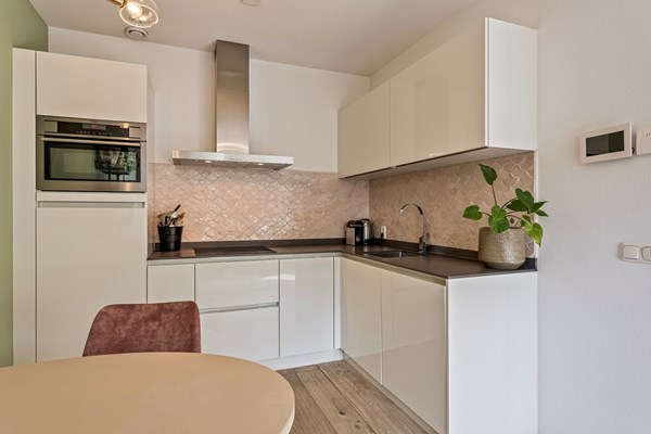 Medium property photo - Theodoor van Hoytemastraat 66, 1062 CG Amsterdam