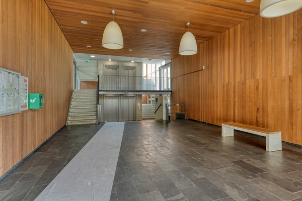 Medium property photo - Oeverpad 515, 1068 PM Amsterdam