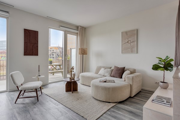 Medium property photo - Mary van der Sluisstraat 428, 1095 ME Amsterdam