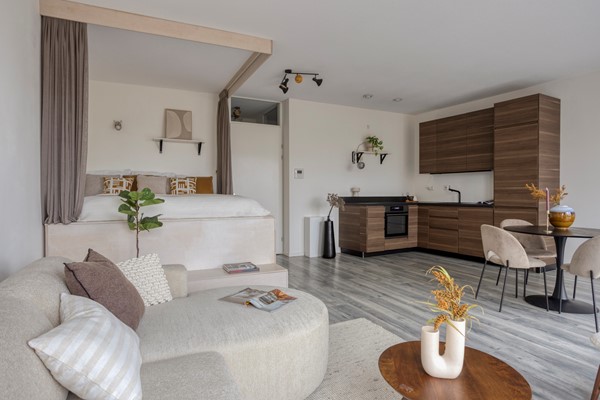 Medium property photo - Mary van der Sluisstraat 428, 1095 ME Amsterdam