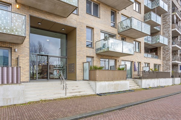 Medium property photo - Mary van der Sluisstraat 428, 1095 ME Amsterdam