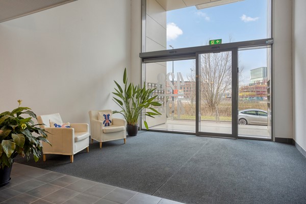 Medium property photo - Mary van der Sluisstraat 428, 1095 ME Amsterdam