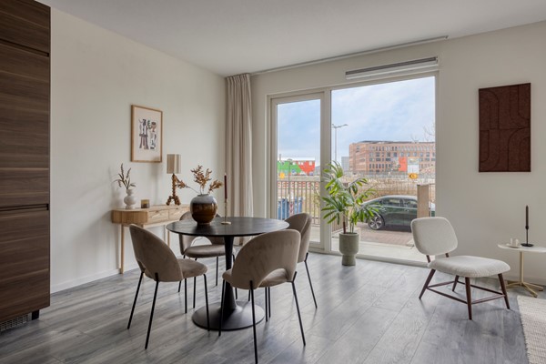 Medium property photo - Mary van der Sluisstraat 428, 1095 ME Amsterdam