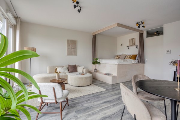 Medium property photo - Mary van der Sluisstraat 428, 1095 ME Amsterdam