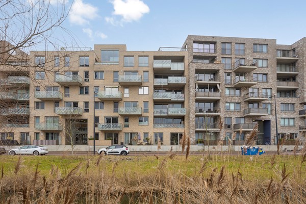 Medium property photo - Mary van der Sluisstraat 428, 1095 ME Amsterdam