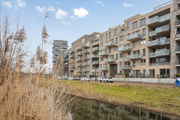 Medium property photo - Mary van der Sluisstraat 428, 1095 ME Amsterdam