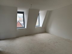 44D183E1-E4DF-4F76-940D-474281B1E1E2