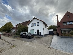 9D3EC6CC-B96A-4ED0-A71F-27A412C5BE94