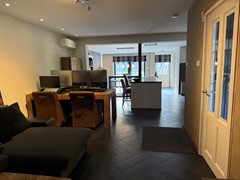 74569559-ED50-4BA4-A637-A66ECBB487F5