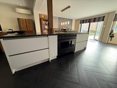 310689CB-BB58-4541-AA42-7D73B63CE156