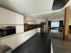 67B15252-D419-4A5E-940A-044822C3192C