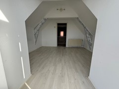 7D6B6E0C-C9BB-4CE2-BF74-7A9206C39971