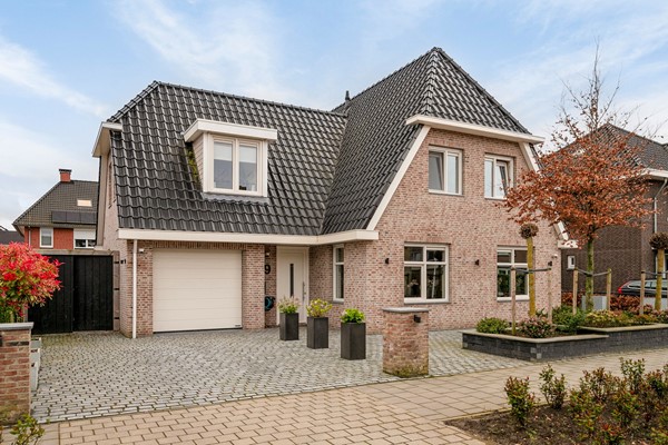 Sold subject to conditions: Oostgroeneweg 9, 4671 BL Dinteloord