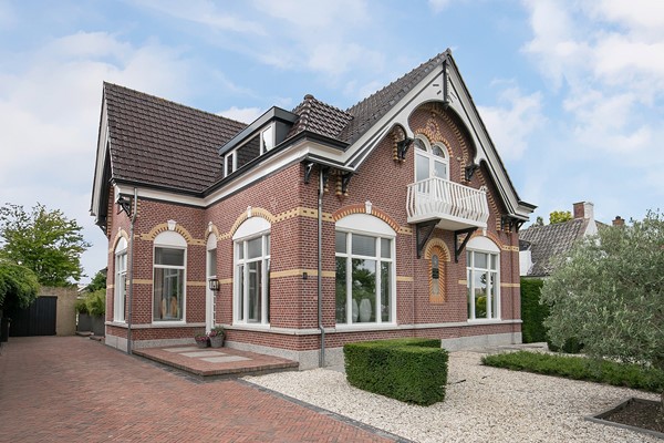 Sold subject to conditions: Steenbergseweg 8, 4671 BG Dinteloord